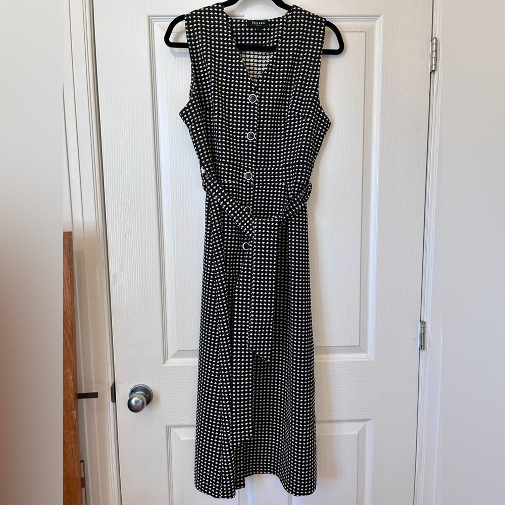 Beulah Style Maxi Belted Sleeveless Dress